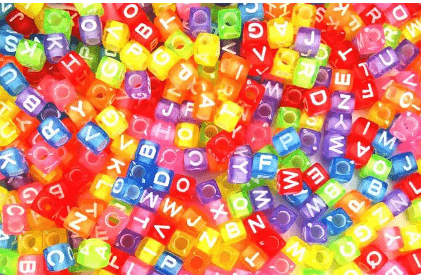 Miçangas Cubo Alfabeto Colorido 10 Gramas