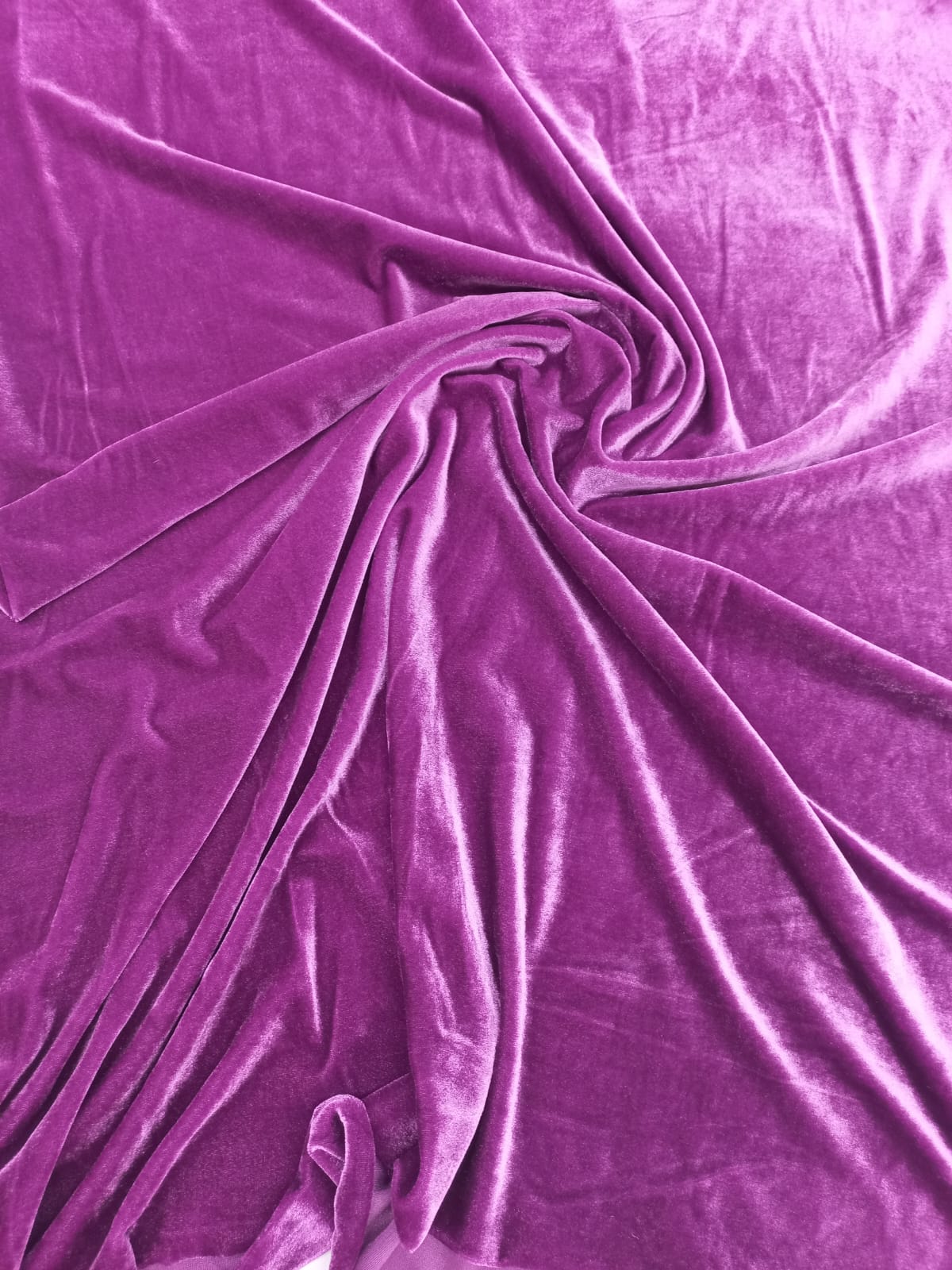 Tecido Veludo Plush Púrpura